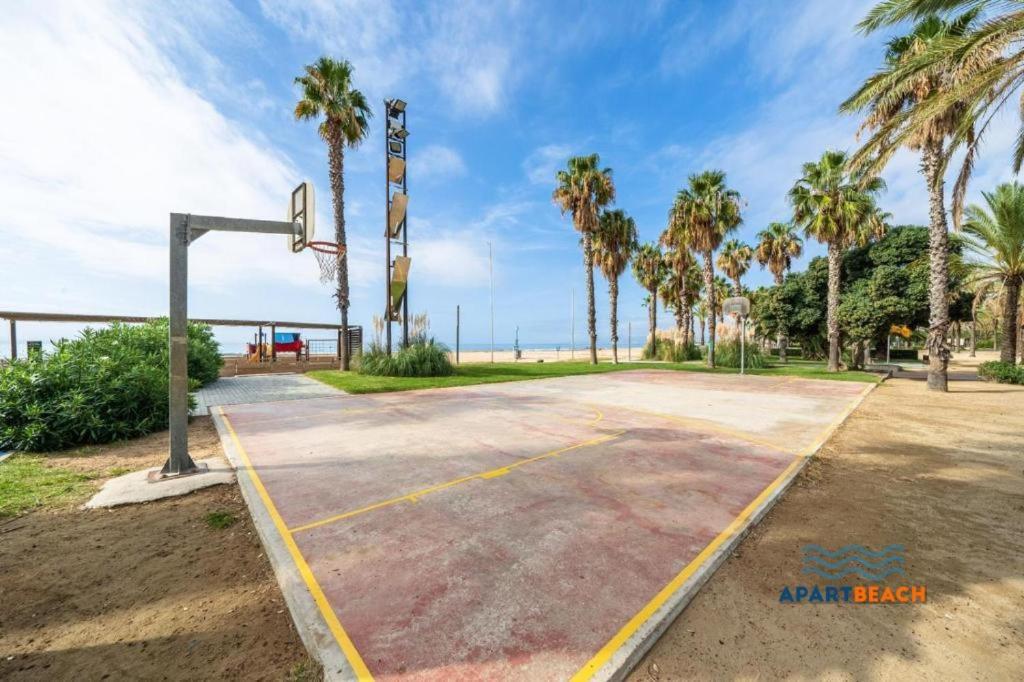 Apartbeach Novelty Climatizado Y Vistas Playa Salou Eksteriør billede